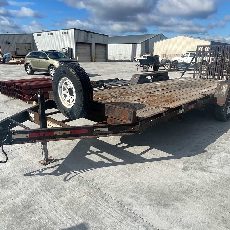 #5420 • 2010 Chilton Trailer