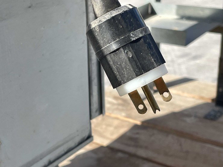 #5428-•-table-saw-image-12