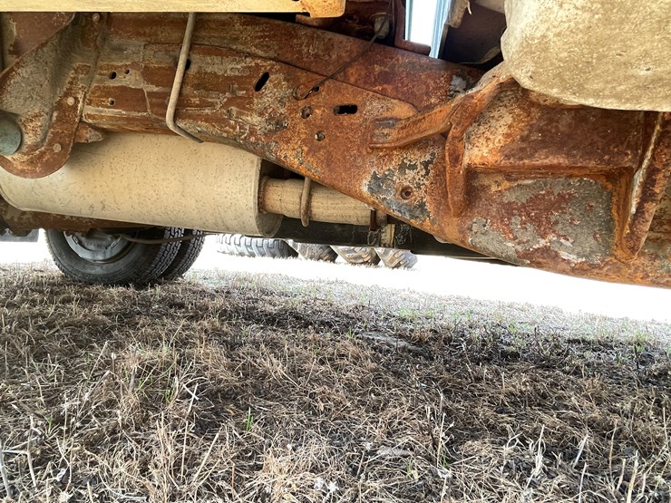 1999-chevrolet-3500-image-39