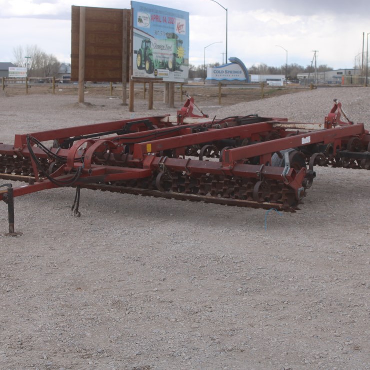 #1069 • FARMHAND 14ft Culti-Packer/ Mulcher