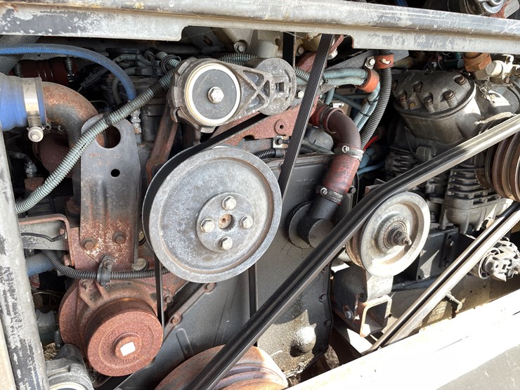 #167-•-2004-gillig-passenger-bus-(has-wi-title)-image-15