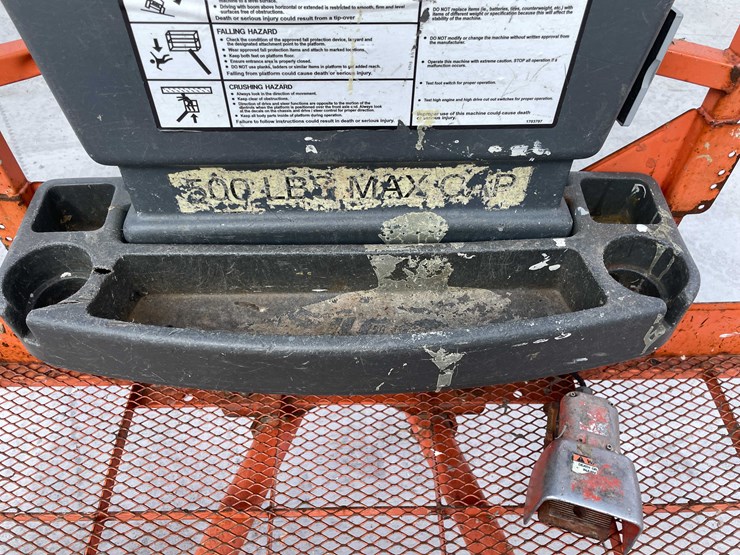 2006-jlg-450a-image-60