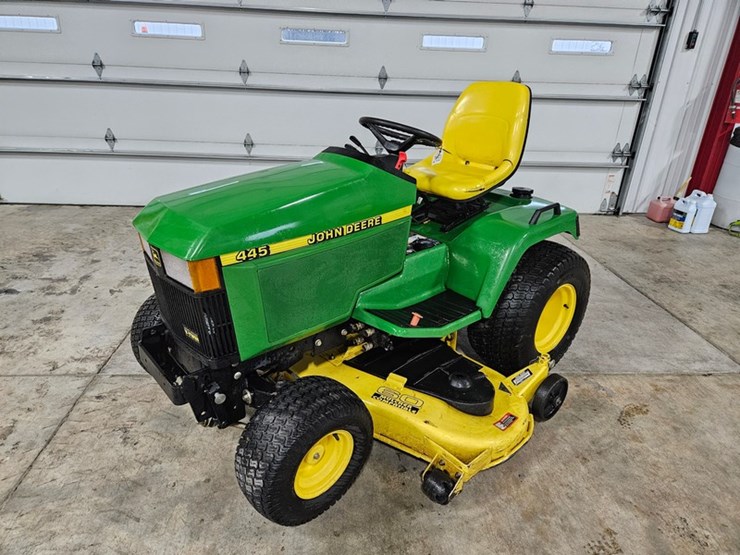 john-deere-445-image-1