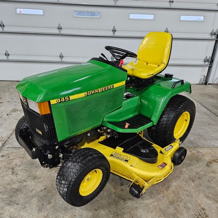 JOHN DEERE 445