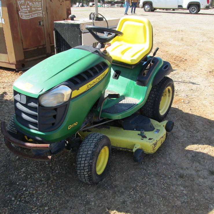 JOHN DEERE D170