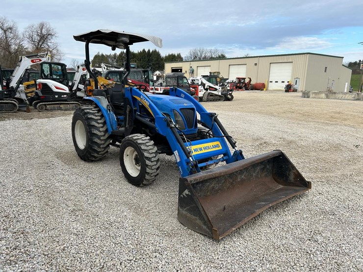 new-holland-boomer-40-image-6