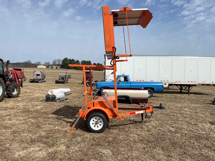 #205-•-1999-american-electronic-sign-trailer-image-4