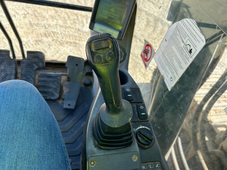 volvo-ec210cl-image-24