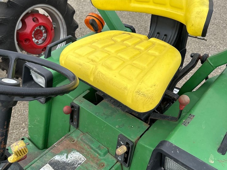 john-deere-755-image-11
