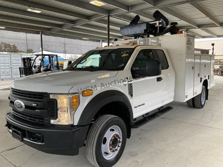 2017-ford-f550-image-4