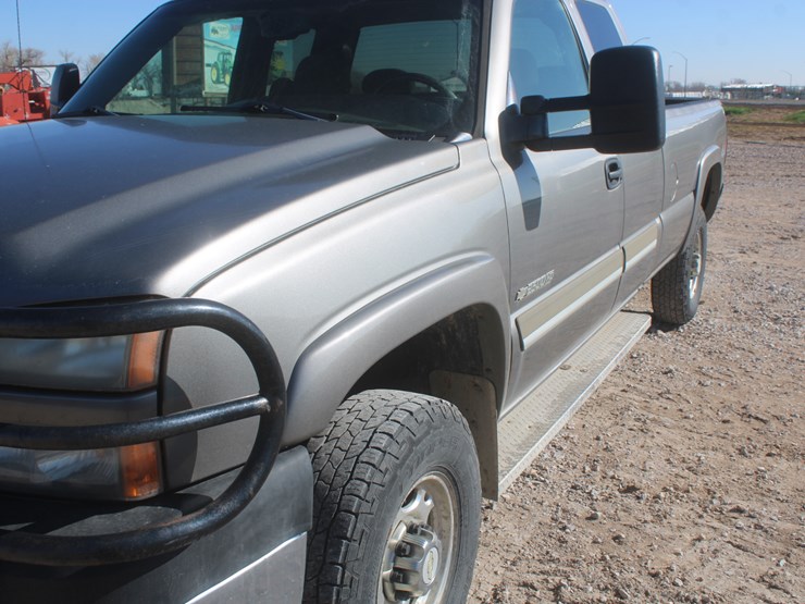 2006-chevrolet-2500-image-37