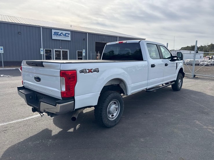 2018-ford-f250-xl-image-7