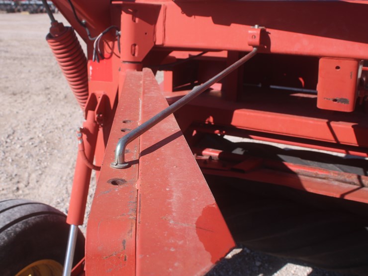 new-holland-1431-image-24