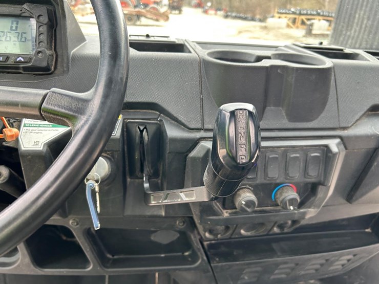 2020-bobcat-uv34-image-19