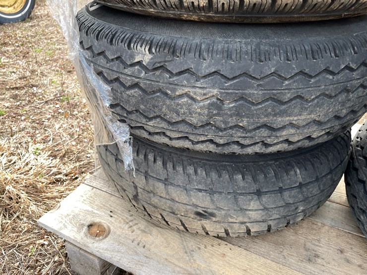 #10702-•-(8)-14.5"-trailer-house-tires-on-rims-image-7
