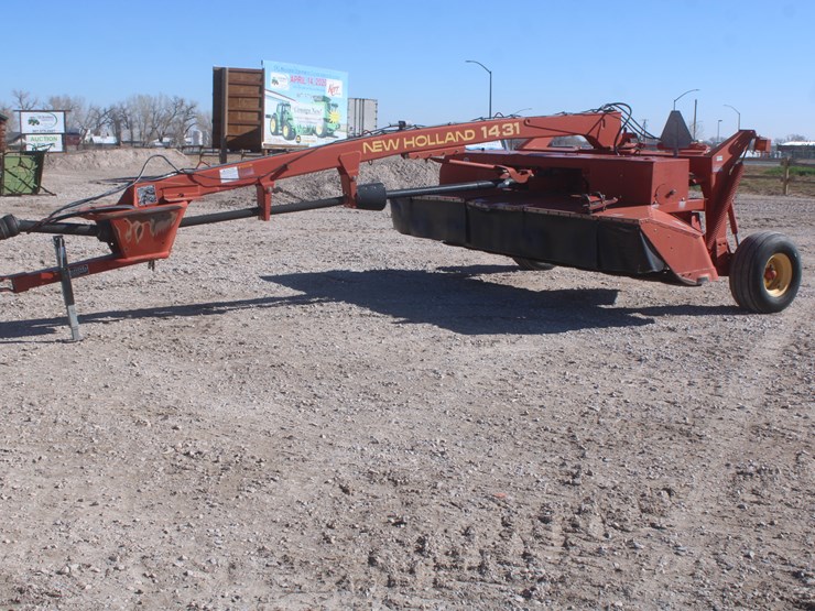 new-holland-1431-image-10