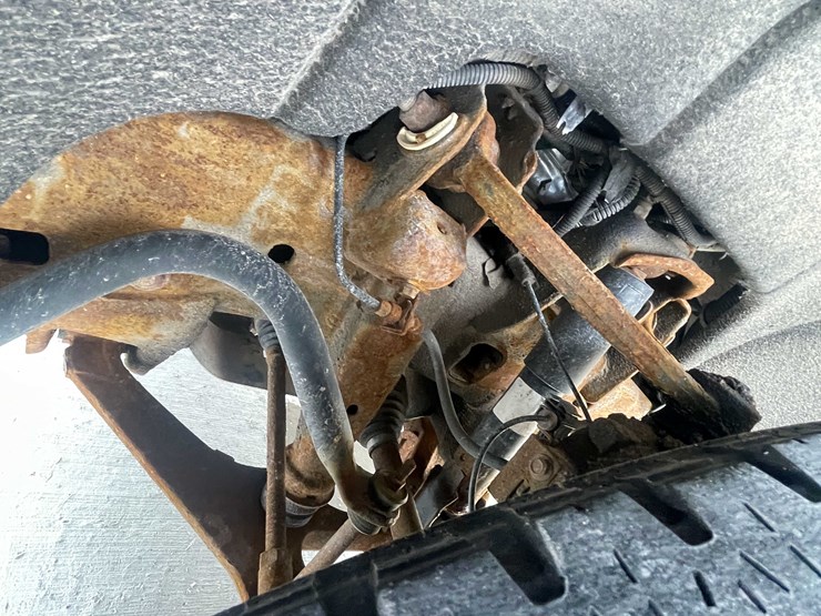 2015-chevrolet-2500-image-42