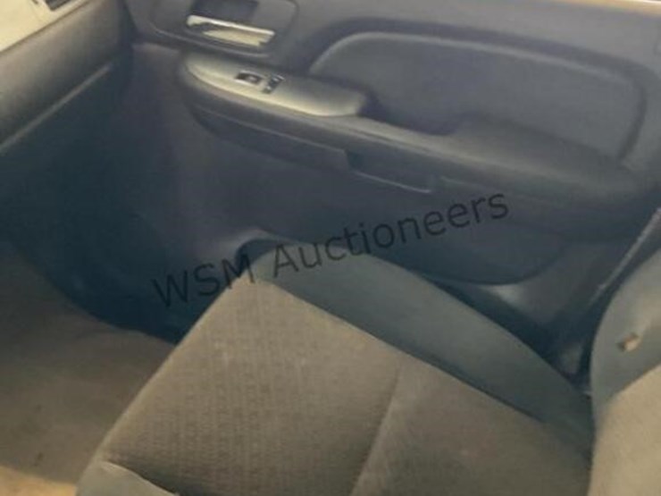 2007-chevrolet-tahoe-image-21