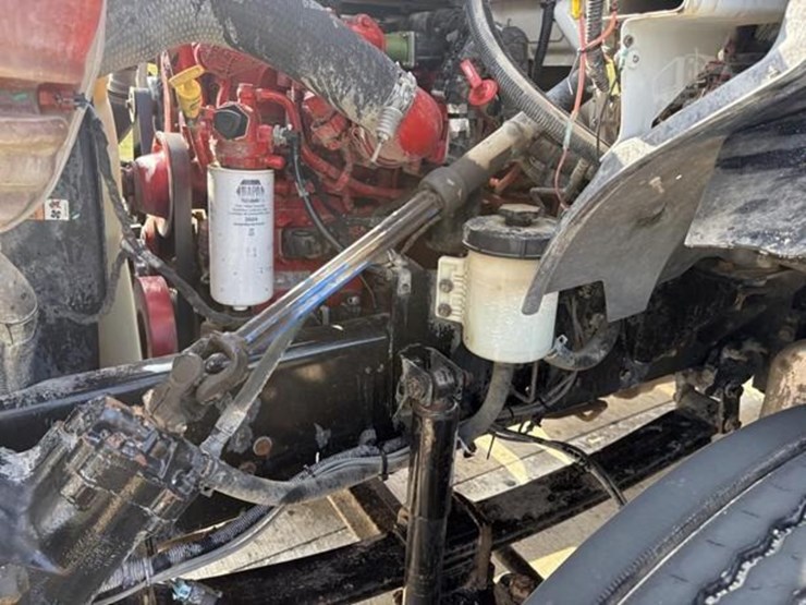 2015-ford-f750-xlt-image-10