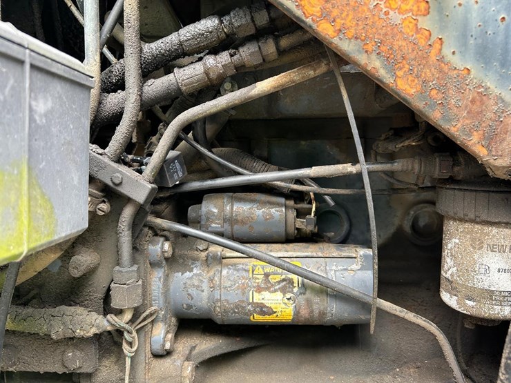 new-holland-tm135-image-20