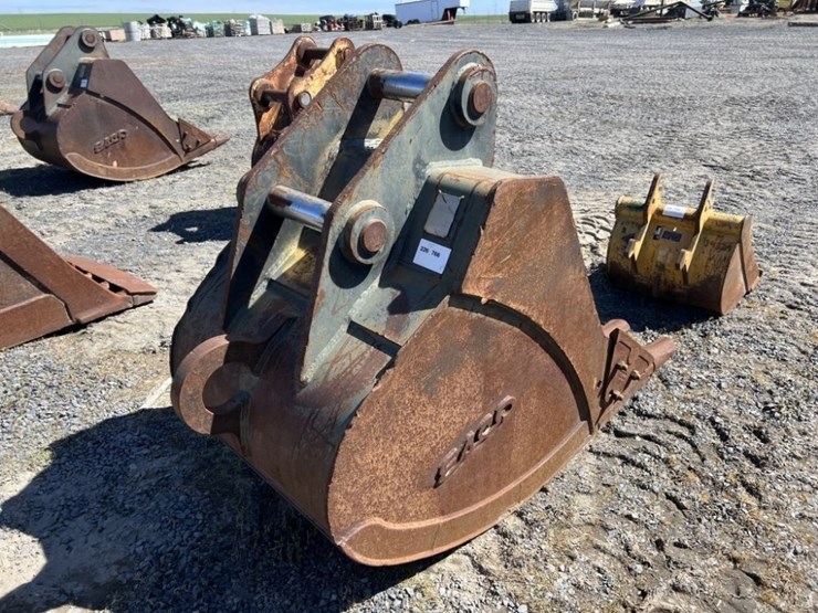 esco-36"-dig-bucket-image-3