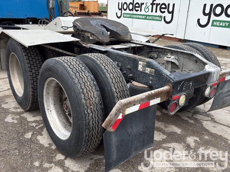 2018-peterbilt-579-image-82