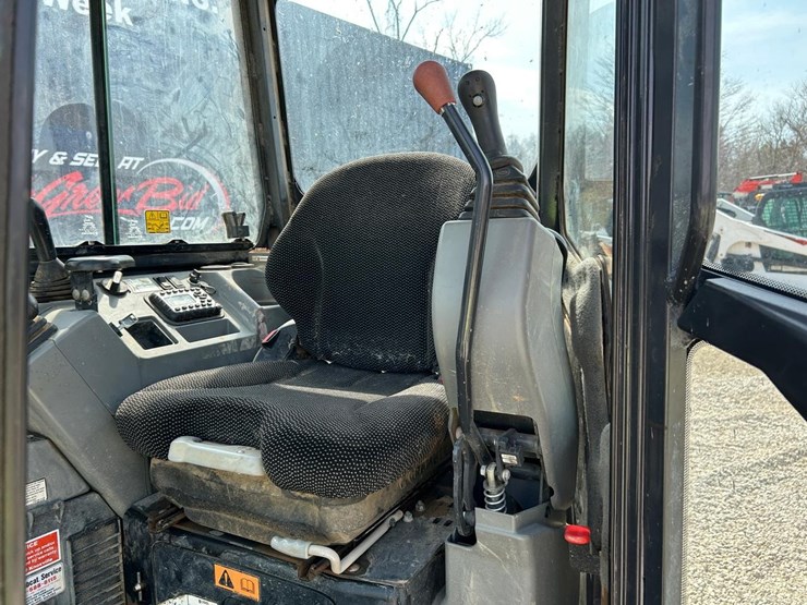 2021-bobcat-e35-image-19