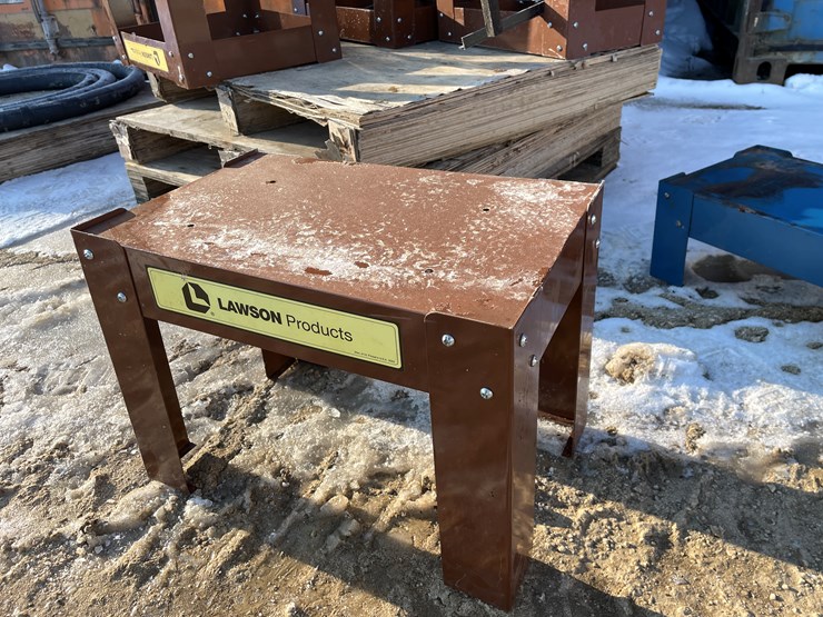 #3940-•-assortment-of-metal-stands-image-8