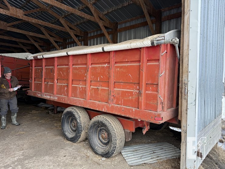 massey-14ft-gooseneck-grain-box-trailer-image-3