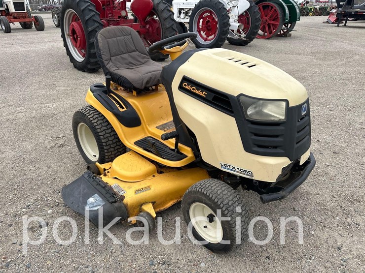 cub-cadet-1050-image-1