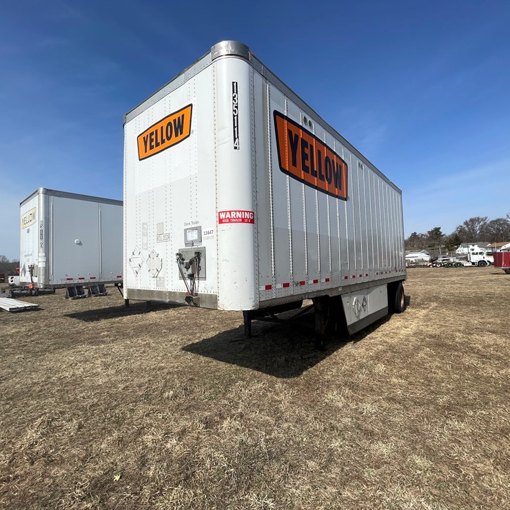 #158 • 2017 Wabash Single Axle Semi Trailer (Has WI Title)