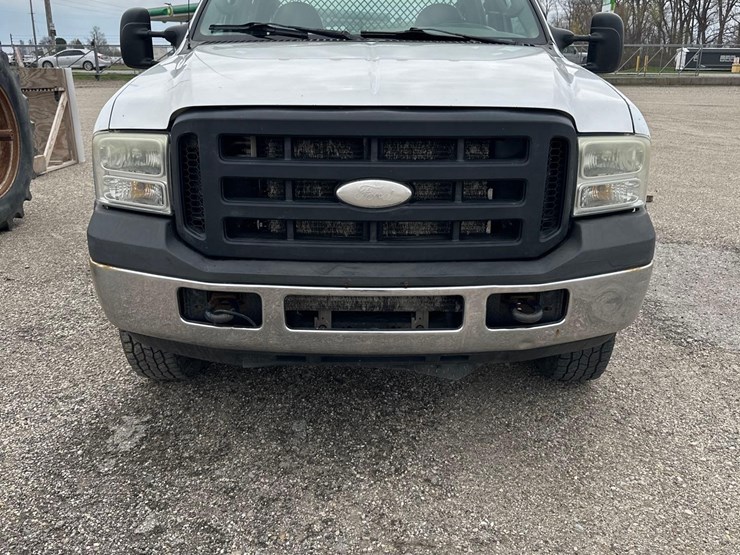 2006-ford-f350-image-2