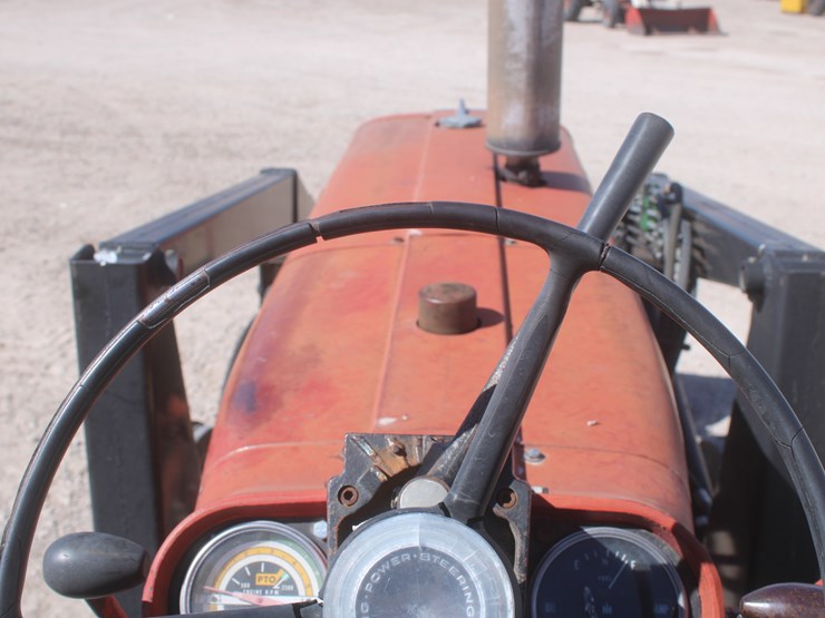 1966-international-706-image-41