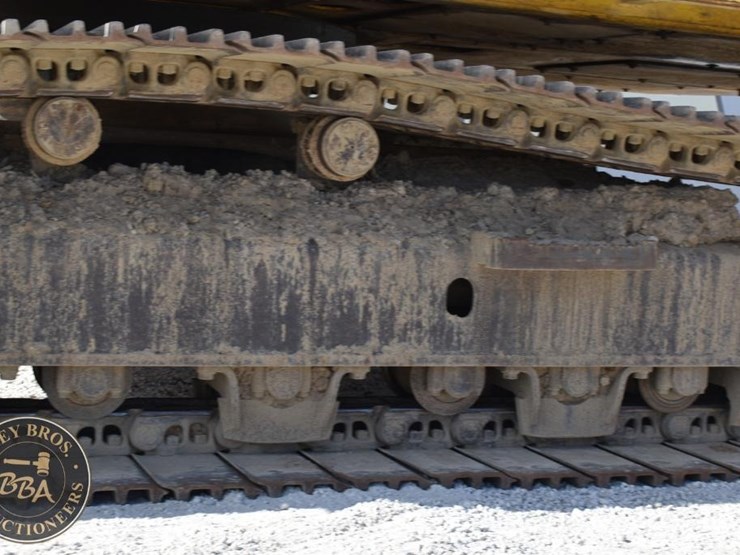 2013-komatsu-pc360-lc-10-image-40