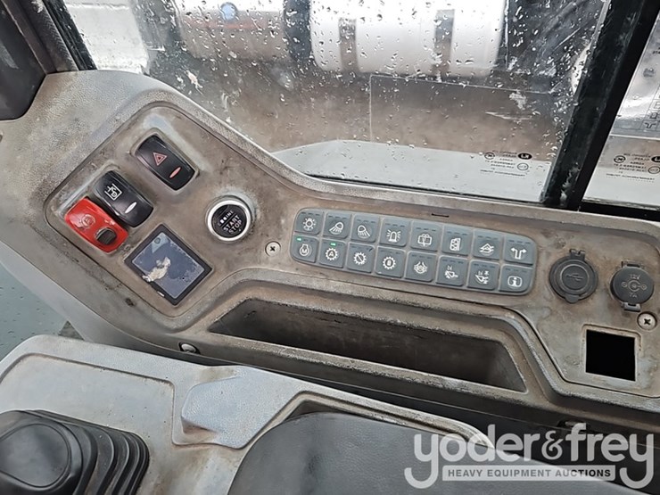 doosan-dl220-image-27