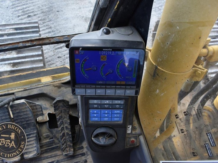 2013-komatsu-pc360-lc-10-image-63