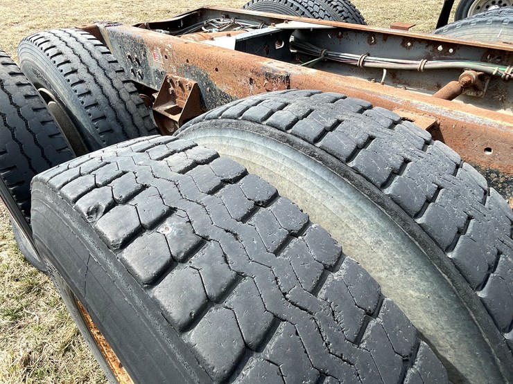 1982-caterpillar-3406-image-40