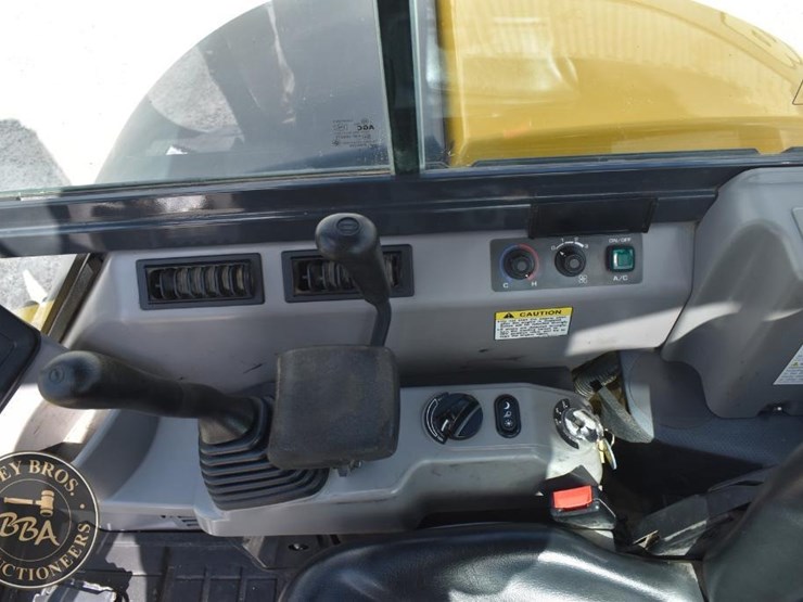 2023-komatsu-pc55mr-5-image-55