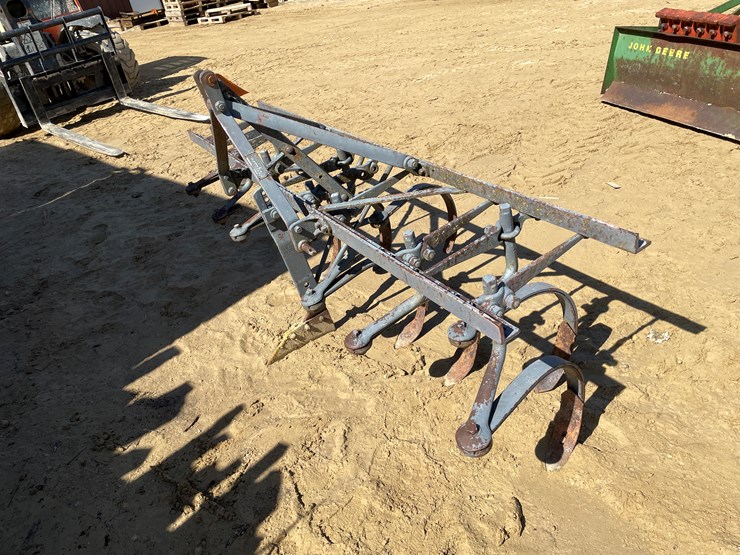 #3967-•-3-point-cultivator-image-4