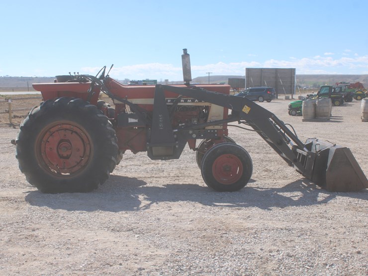 1966-international-706-image-5