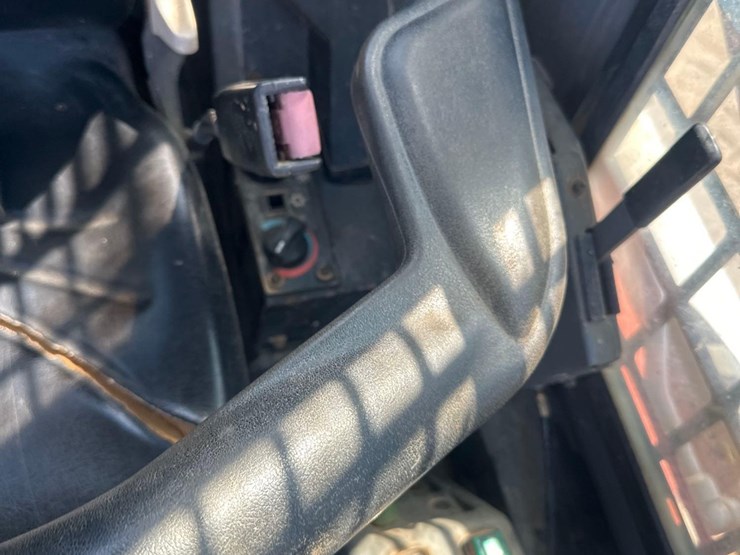 takeuchi-tl130-image-19