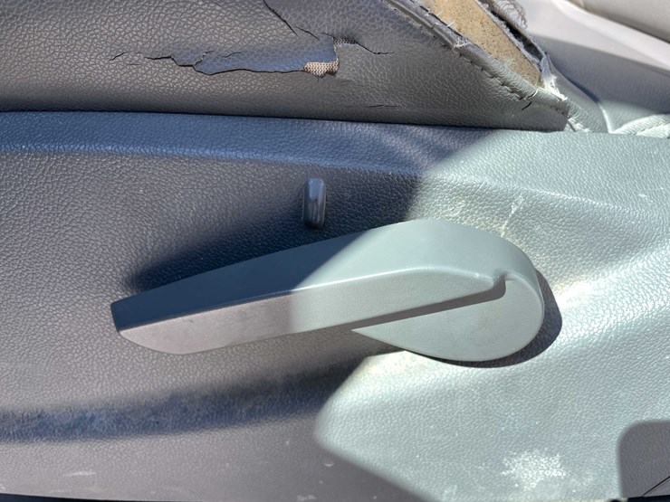 2015-chevrolet-1500-image-64