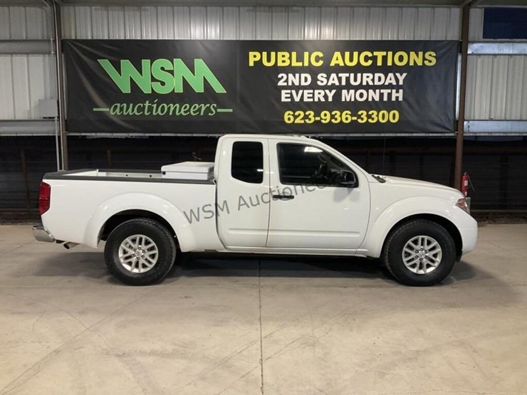 2015-nissan-frontier-image-1