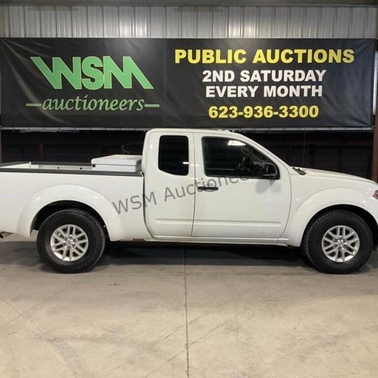 2015 NISSAN FRONTIER