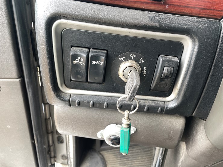 2006-caterpillar-c15-image-79