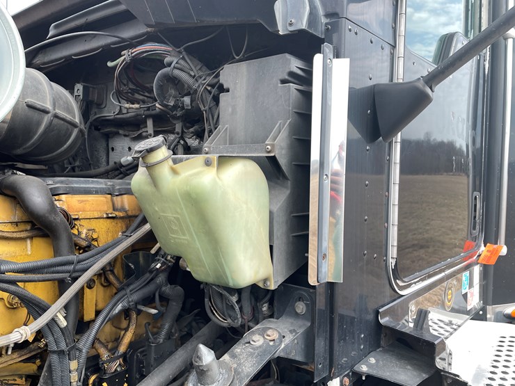 2006-caterpillar-c15-image-57