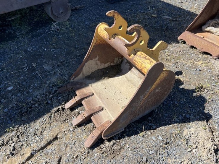 john-deere-24-image-1