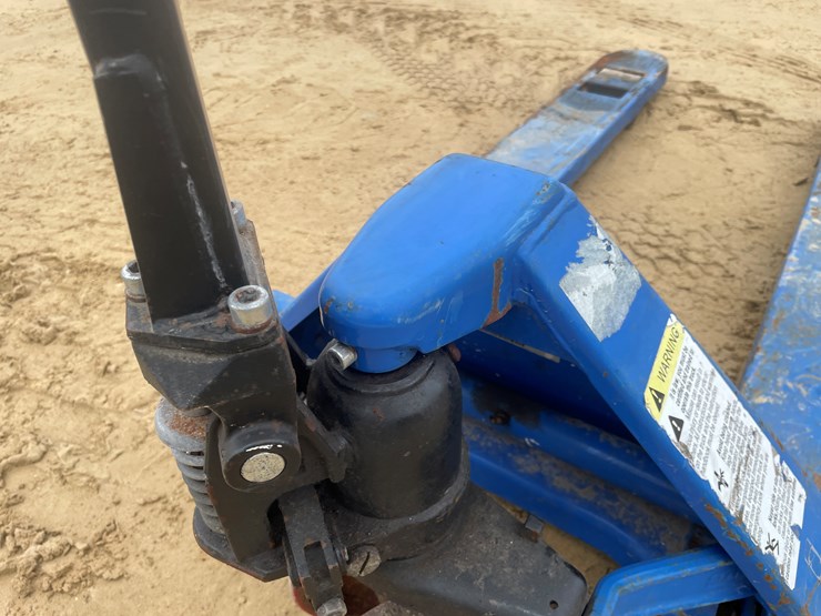 #3918-•-lift-rite-5,500-lbs.-pallet-jack-image-8