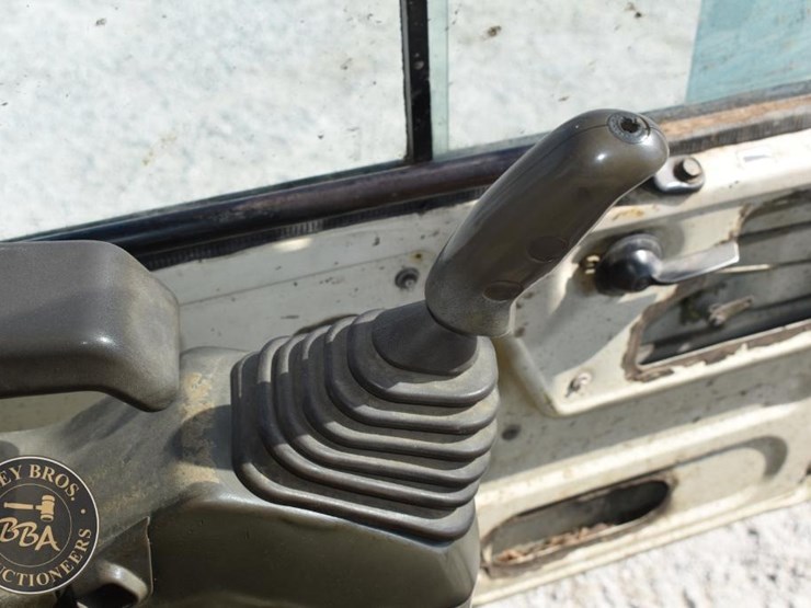 komatsu-pc300-5k-image-54