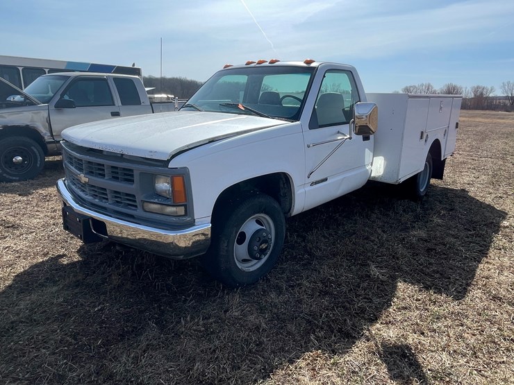 1999-chevrolet-3500-image-1